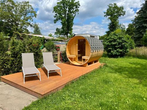 Szauna, LE Vacation Haus am See, Sauna, Terrasse, Garten, Netflix, Free-TV in Markranstadt