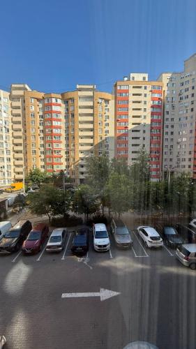 Apartament spațios, 2 dormitoare, confortabil, Kišiněv