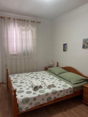 Apartments Jakšić