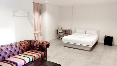 Mitr INN Sukhumvit 2 BTS Nana มิตร อินน์ สุขุมวิท 2 บีทีเอสนานา