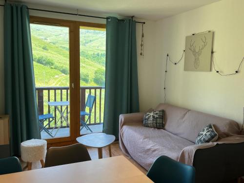 Appartement 4 ou 6 pers vue montagne in Montgellafrey