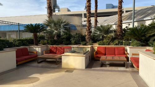 MGM Signature Studios by FantasticStay – Las Vegas, NV