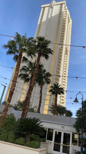 MGM Signature Studios by FantasticStay – Las Vegas, NV