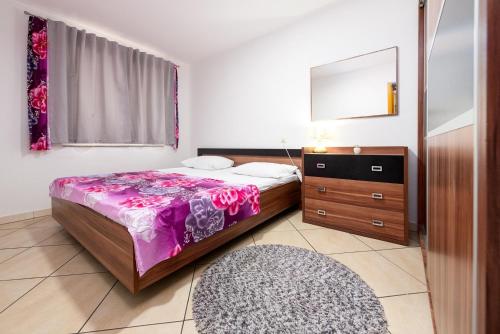 Apartment image 7