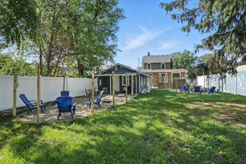 Beacons' Nest, Valpo U, Downtown & Dunes in วาลปาไรโซ (IN)