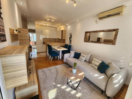 MiraBlu - New Modern Apartment - FREE parking, Budva (fotografie 3)