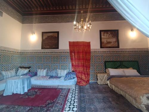 Suite in a 19 century palace in the heart of Medina, Fès (fotografie 7)