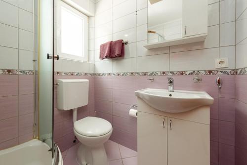 Apartment - Ground Floor image 10