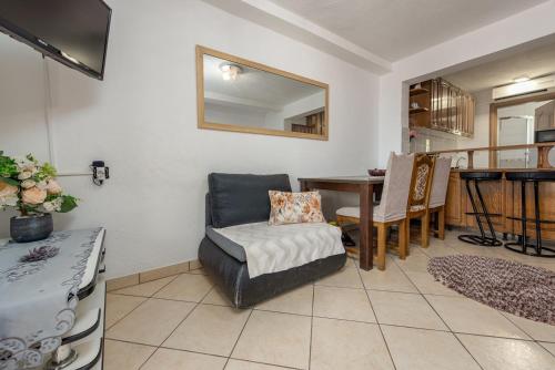 Apartment - Ground Floor image 9