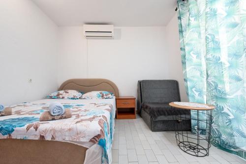 Studio Apartment image 10