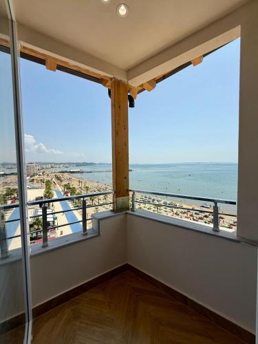 ระเบียง/ชานเรือน, Gent's Inn Luxury in เดอร์เรส