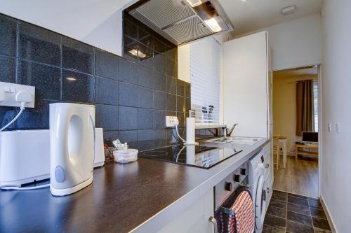 keuken, Apartment Caerlaverock Road in Prestwick