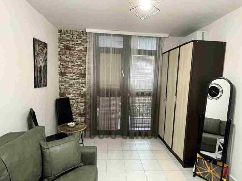 Apartment image 10