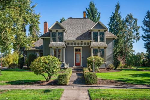 The Historic Dayton Wine House in Dayton (OR)