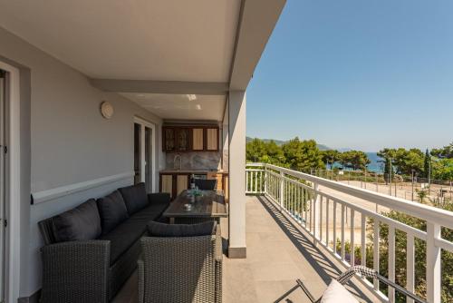 陽台/露台, 弗雷巴克巴登公寓 (Apartments Villa Vrebac Badem) in 奧雷比奇
