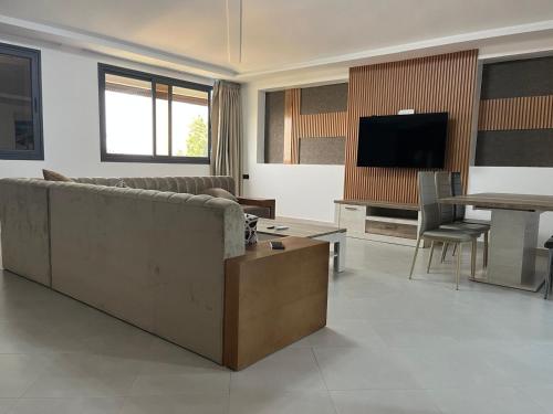 Vila mnar tanjabalya sanya - image 3