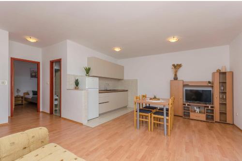 Apartments Sabina - image 2