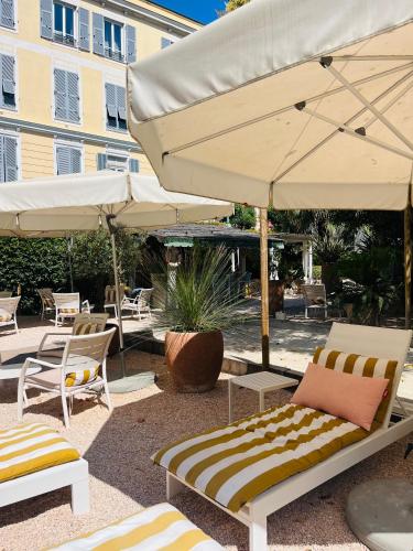 גינה, Hotel De Londres in Menton