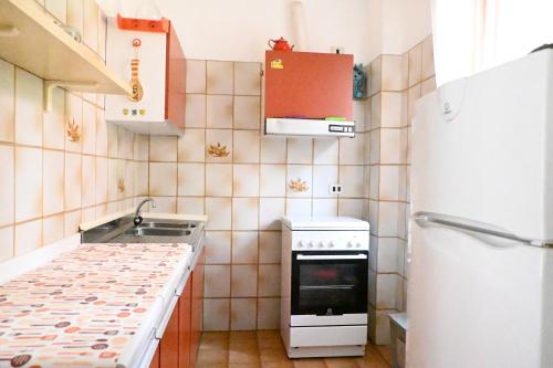 Three-Bedroom Apartment image 10