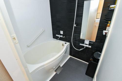 Executive Twin Room with Tatami Floor image 1