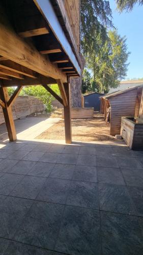 Cabana & Loft South Side - Close to Highway A6 in Crêches-sur-Saône