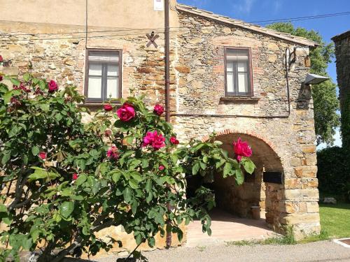Masía histórica con biopiscina gîte à louer Madremanya