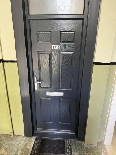 Fountain park get away one bedroom in a 2 bedroom apartment, Edinburgh