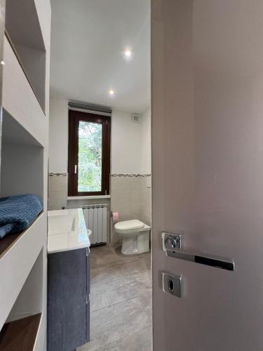 La casa di Nina, vista sui colli di Bergamo Golf, Bergamo (fotografie 9)