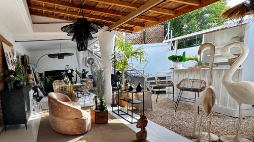 Iekārtas, Villa Chanalu in Ngaparou