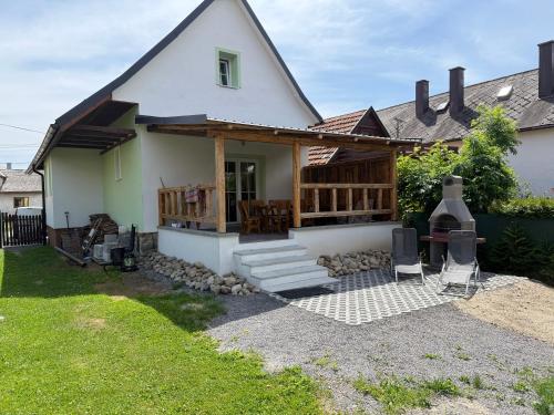 Dārzs, Chalupa Sofi in Ļiptovska Kokava