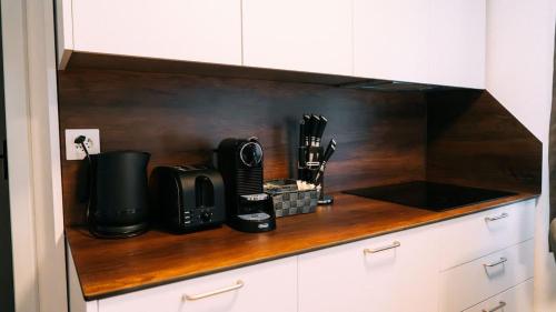 Lakeside Lela Apartment near Interlaken in Bonigen