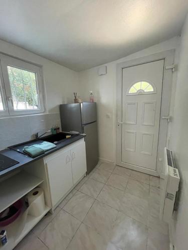 Le Petit Palmier - Gare de Melun in Melun