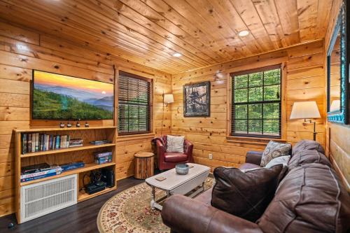 Mountain Laurel Cabin in Cosby, USA