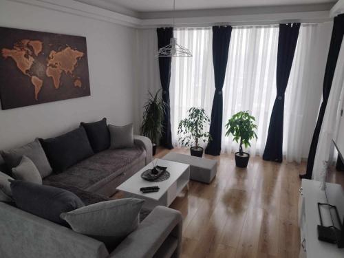 Skopje Sky Apartments & Floor 37th 33th 28th & 25th & 19th & 13th 12th With Pool & Spa & Fitness & Parking Included in Price, Skopje (Foto 3)