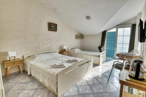 Sun Guest House - image 2