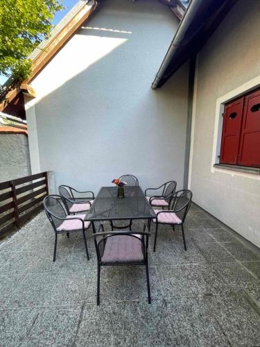 Terme Čatež apartma Maestro (Terme Catez apartma Maestro) in Чатеж Об Саві
