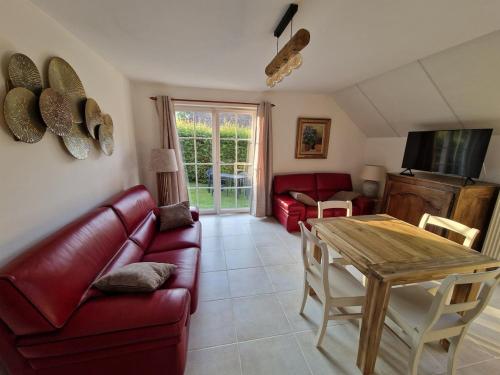Charming cottage in Noville-Les-Bois gîte à louer Franc-Waret