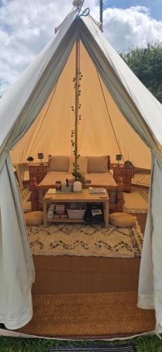 Sŵn Y Môr bell tent (Swn Y Mor bell tent) in Towyn
