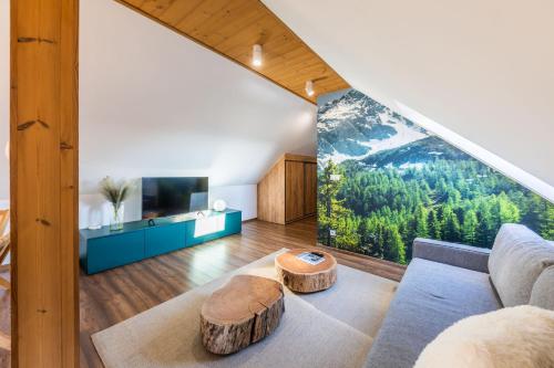 Forest oasis - mountain attic in High Tatras, Veľká Lomnica (fotografie 7)