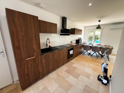 Villa Climatisée 8 Pers, 4 chambres, 3 Sdb (Villa Climatisee 8 Pers, 4 chambres, 3 Sdb) in Сеньос