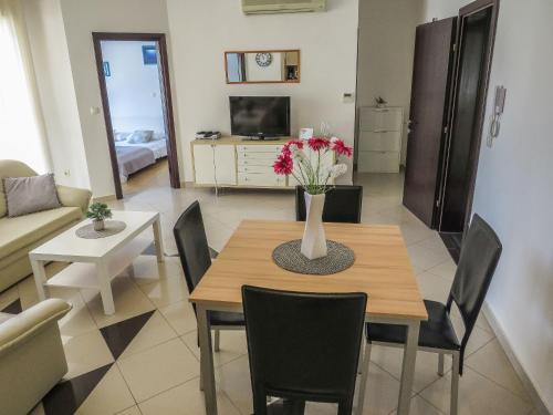 Apartments Eddie - great location - image 4