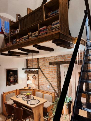 Inside, The Village- The Brick Loft in Costeşti (Dâmbovița)