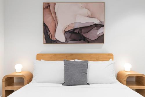 Stylish, Modern and Central Apt with Balcony and WiFi, Melbourne (photo 9)