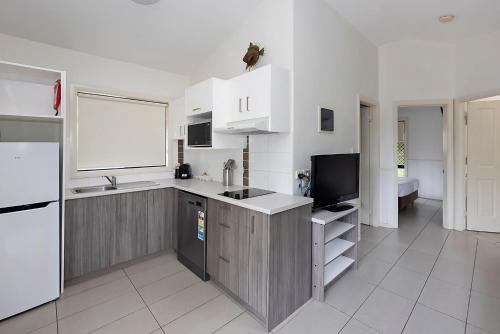 รีเฟลกชันส์ ฮอลิเดย์ พาร์คส์ เอเดน (Reflections Holiday Parks Eden) in อีเดน