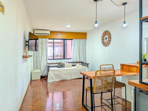 One-Bedroom Apartment image 10