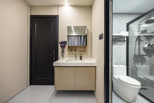 珠珠酒店上海浦东机场店Shanghai Zhuzhu Hotel - 24-hour free airport pick-up and drop-off Airport, 24-hour professional butler service, spacious room layout with great sense of space, complete kitchen facilities, relaxing spa massage service, Shanghai (Foto 10)