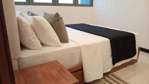 One-Bedroom Apartment with Balcony image 1