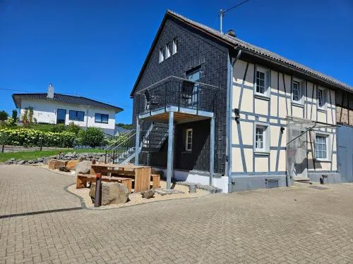 Hofis Gästehaus in Meuspath, Deutschland
