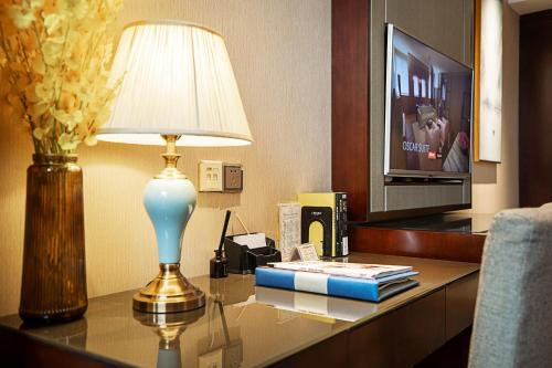 Nanbian Fengchegel International Hotel in Guancheng