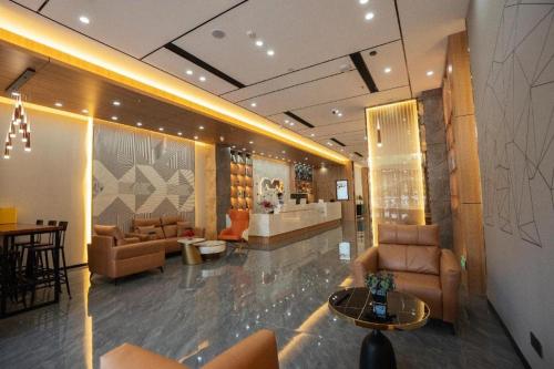 . Borrman Hotel Zoucheng Huamaowan Mall